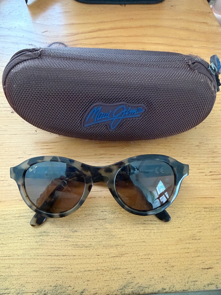 Maui Jim Tortoiseshell Round Sunglasses With Brown Case